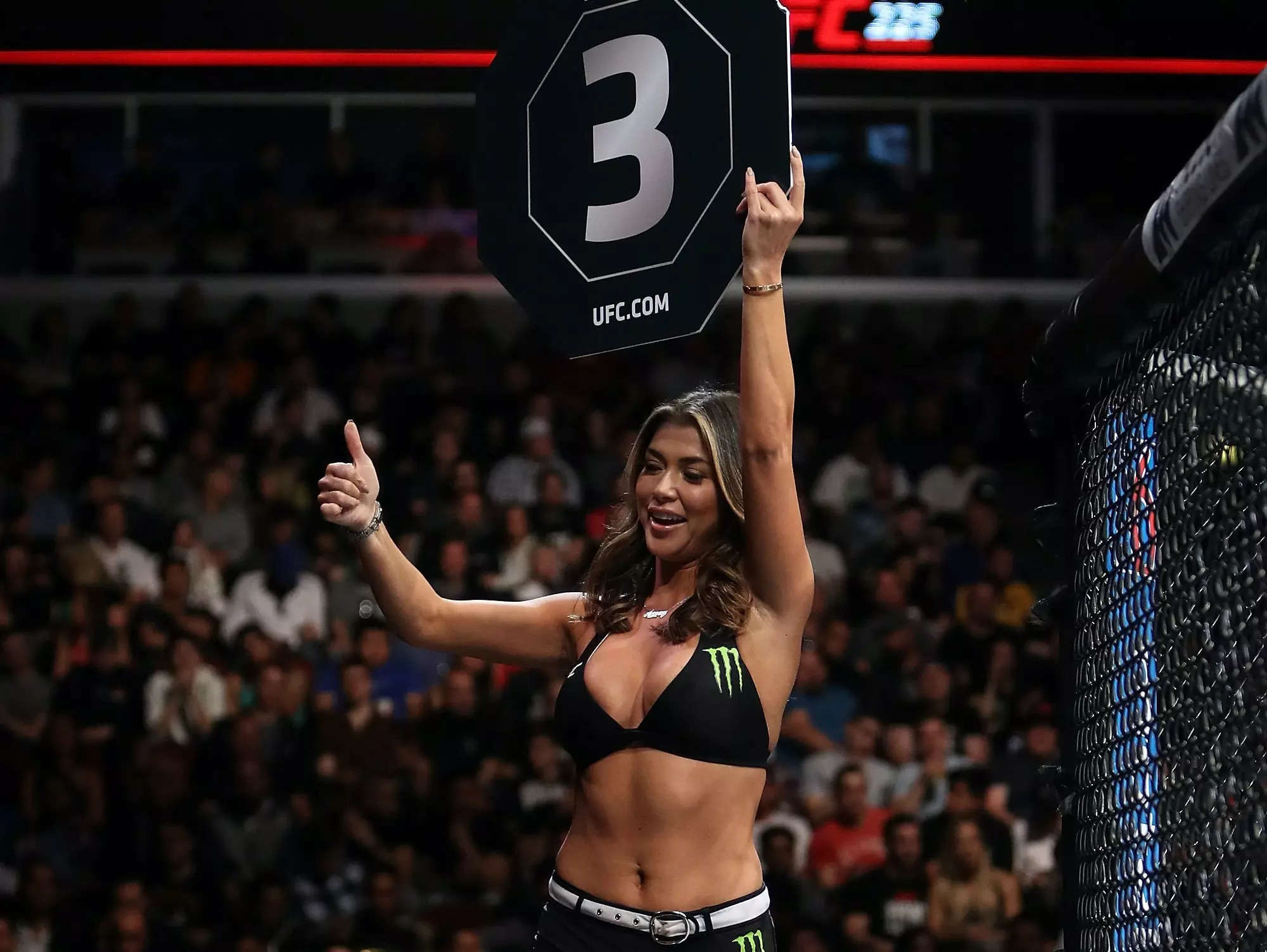 Ring girls are the most useless people in MMA, according to Khabib Nurmagomedov Business Insider India