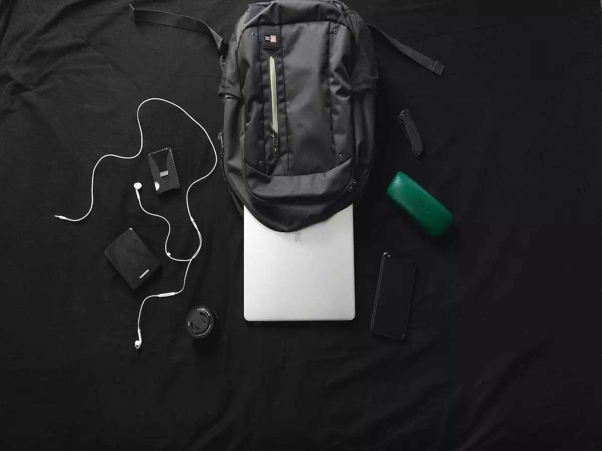17.3 Inch Versatile Waterproof Laptop Compartment Backpack– BAGSMART