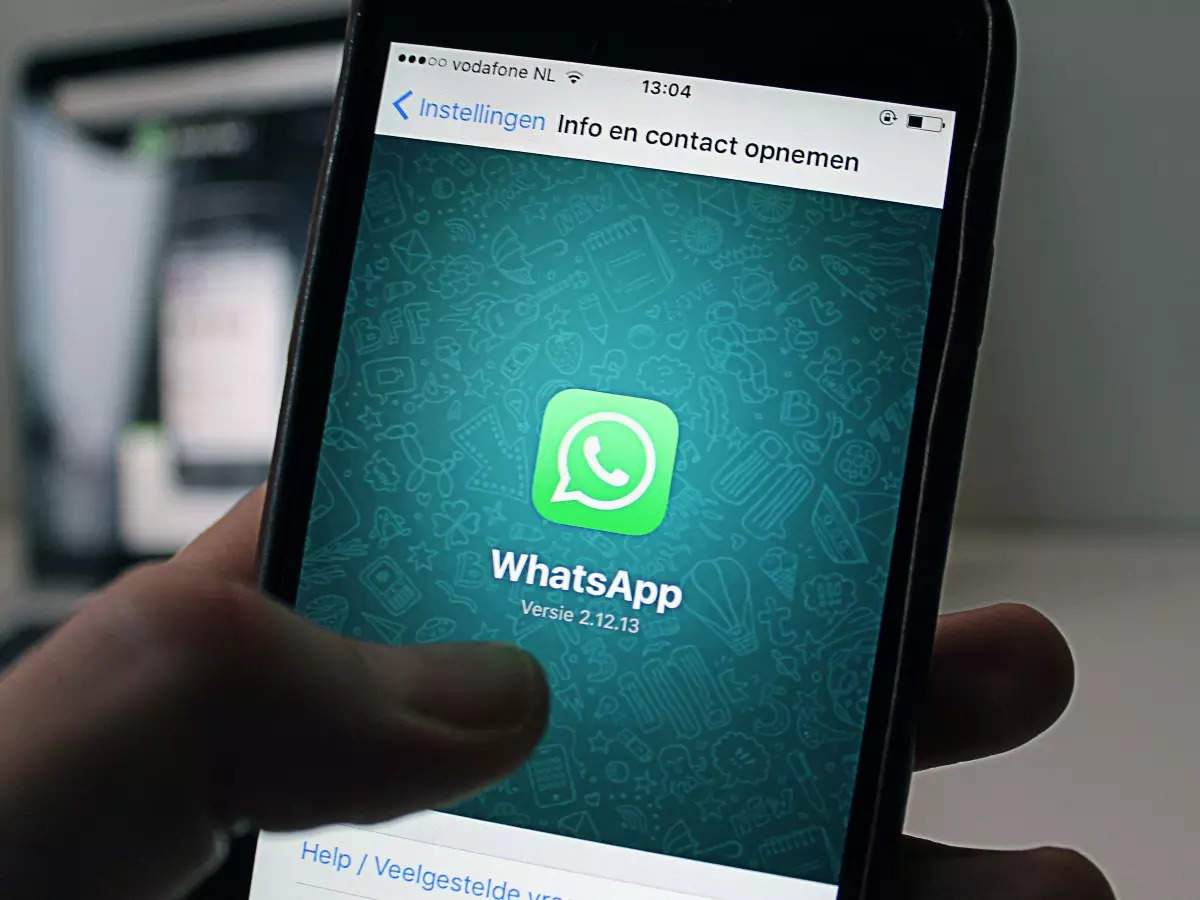 how to download photos and videos from a WhatsApp status