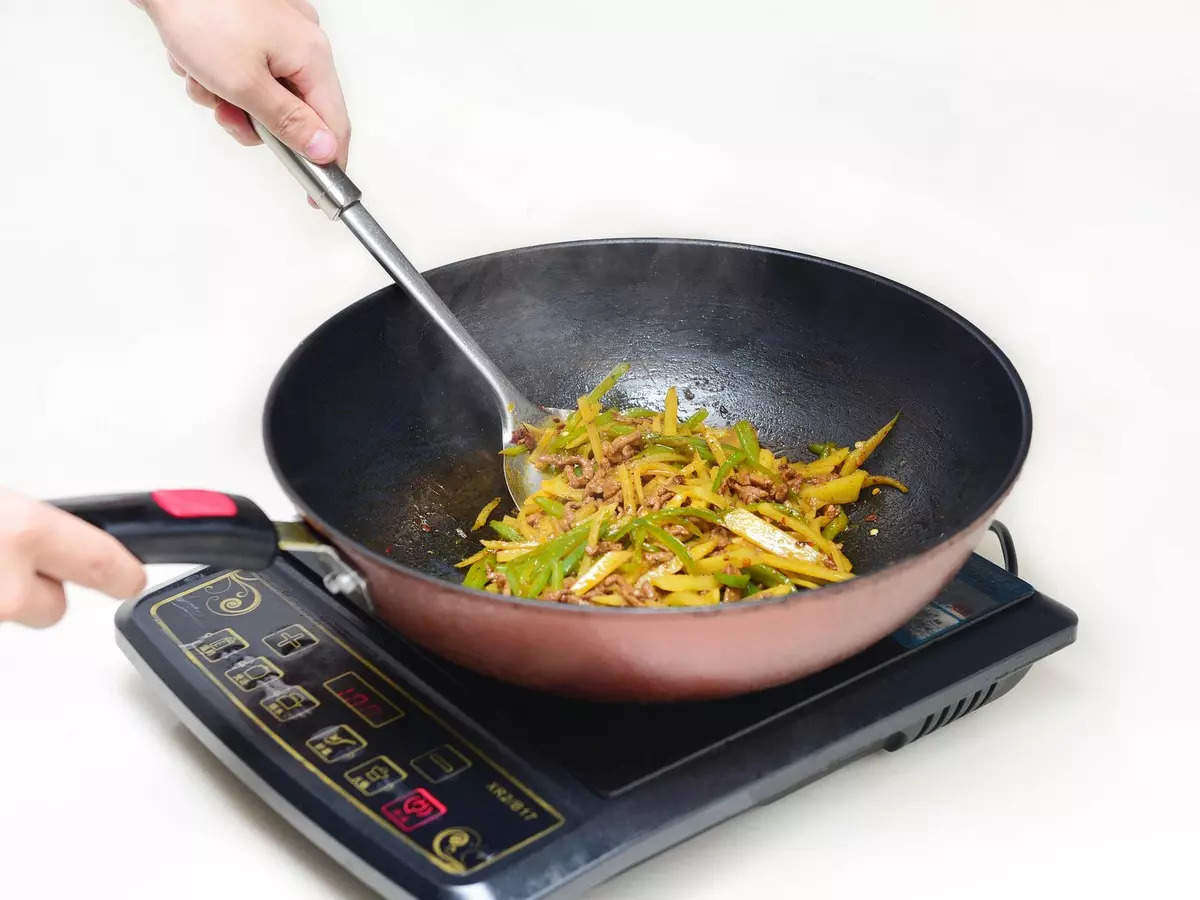 best-induction-cooktops-for-a-modern-kitchen-in-india-trendradars