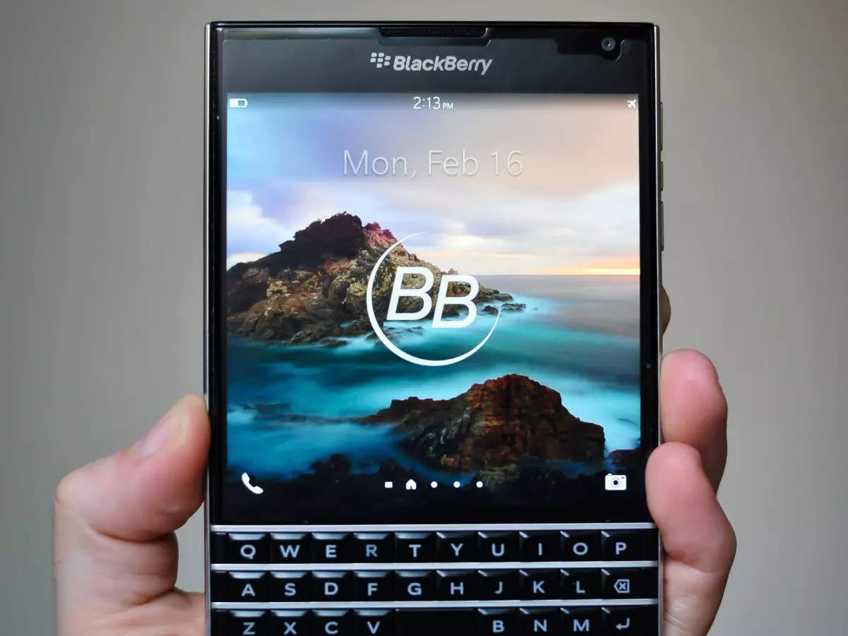 The end of Blackberry mobile: Once owned by millions, now ends all its  legacy services