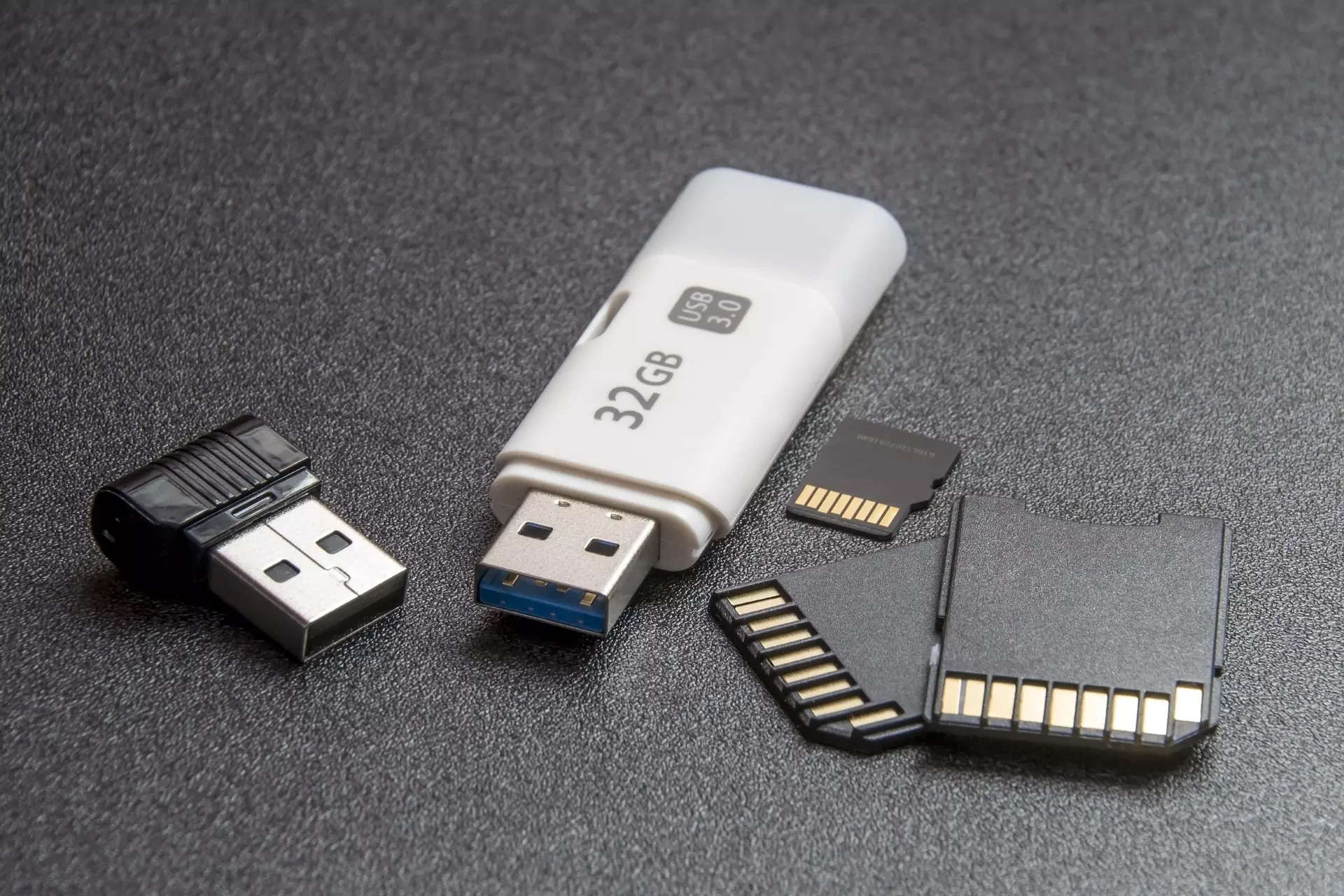 Best USB Type-C pendrives for quick file transfers