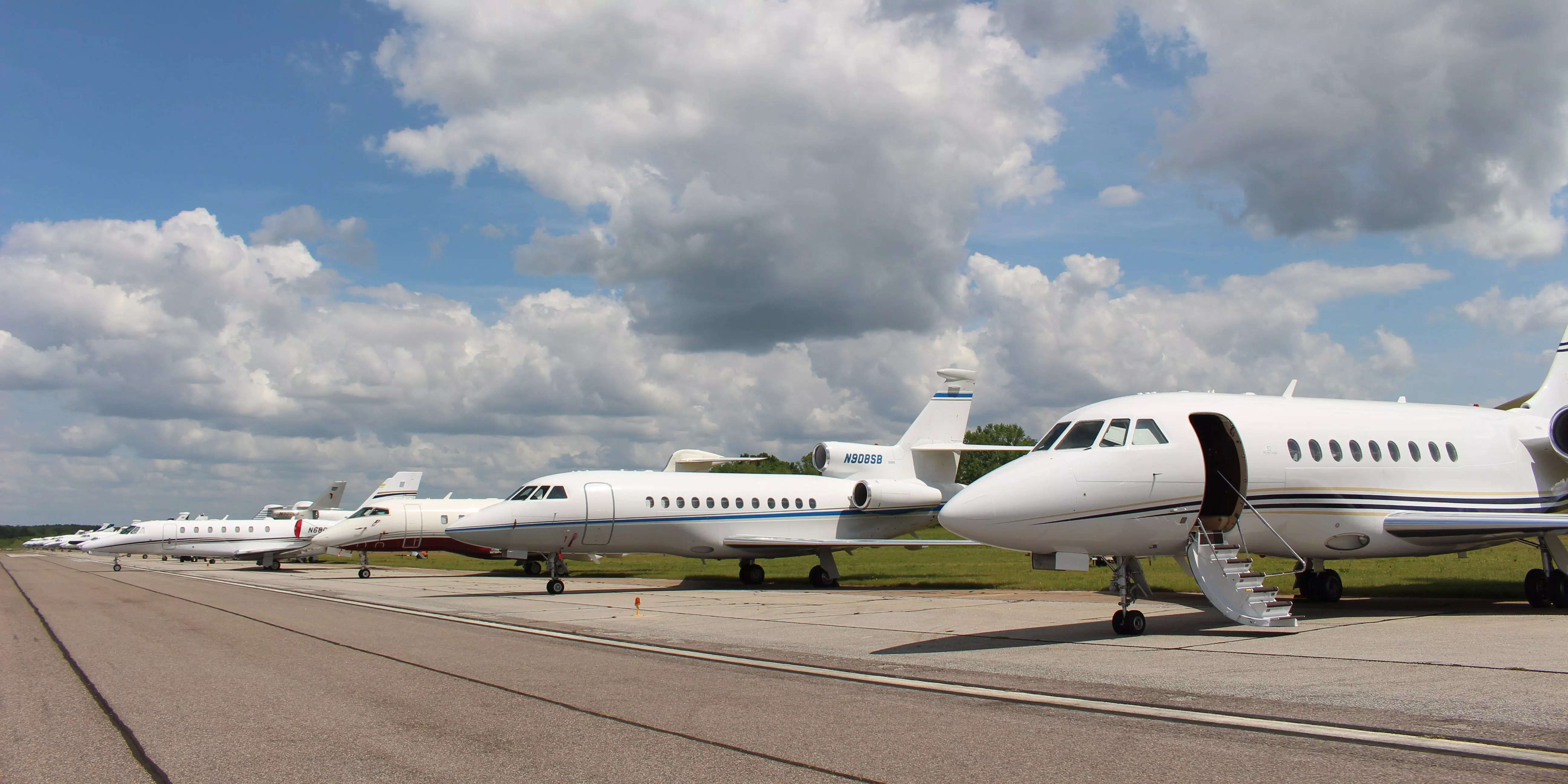 Augusta Regional Airport becomes a private jet parking lot packed with  planes during Master Week