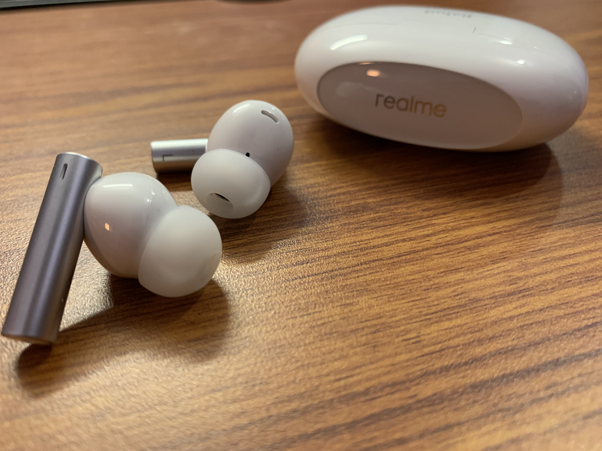 Realme Buds Air 3 review: Impressive noise cancellation on a budget