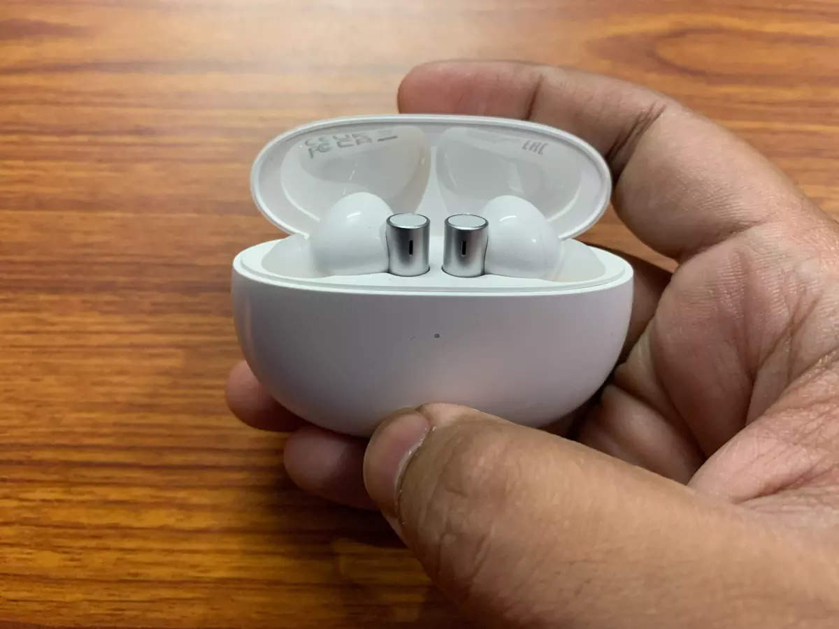realme Buds Air 3 Review: Is it the best-budget ANC Earbuds?