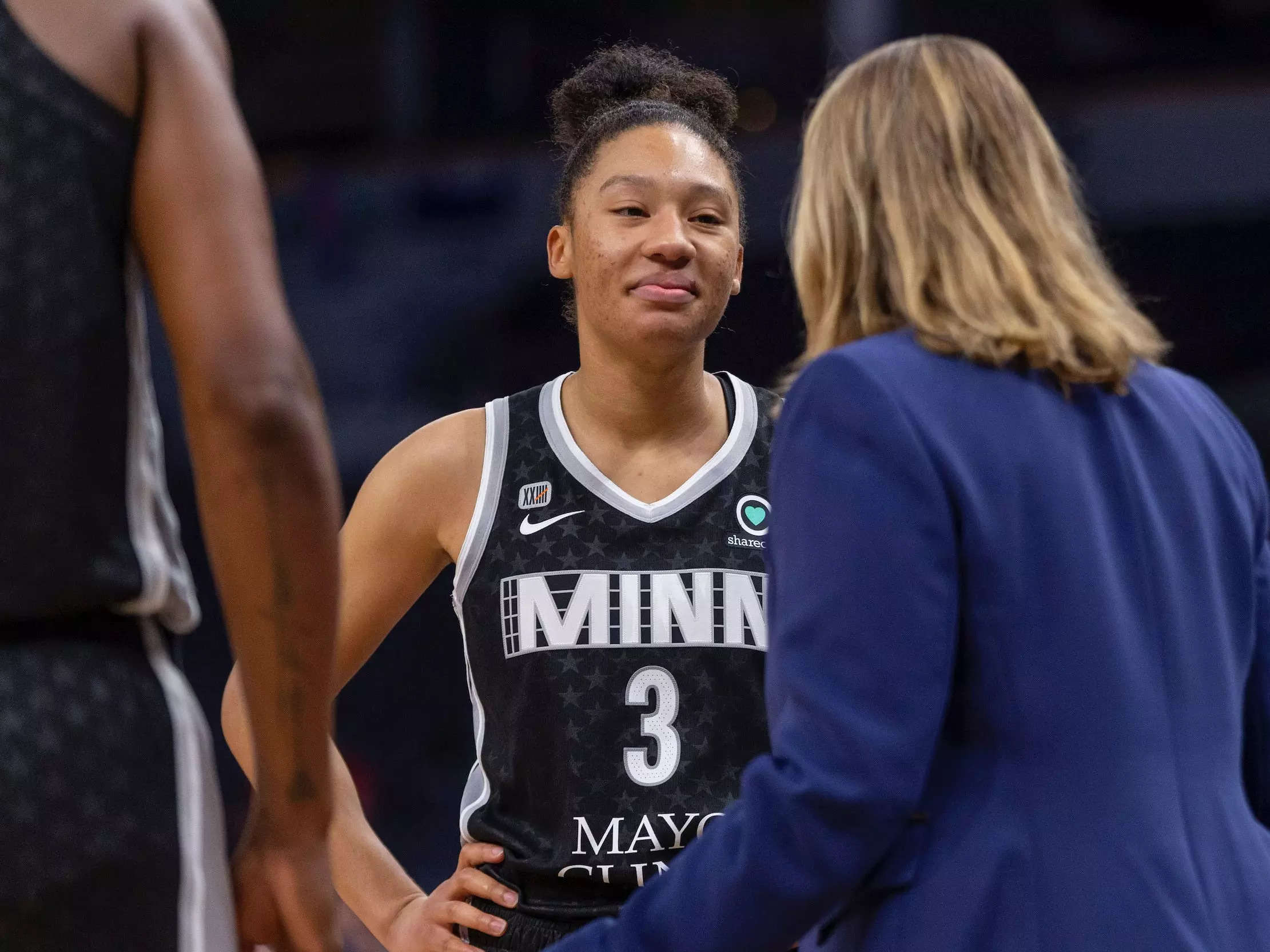 A WNBA star went viral for schooling men who 'don't respect women's basketball' in off-season pickup games