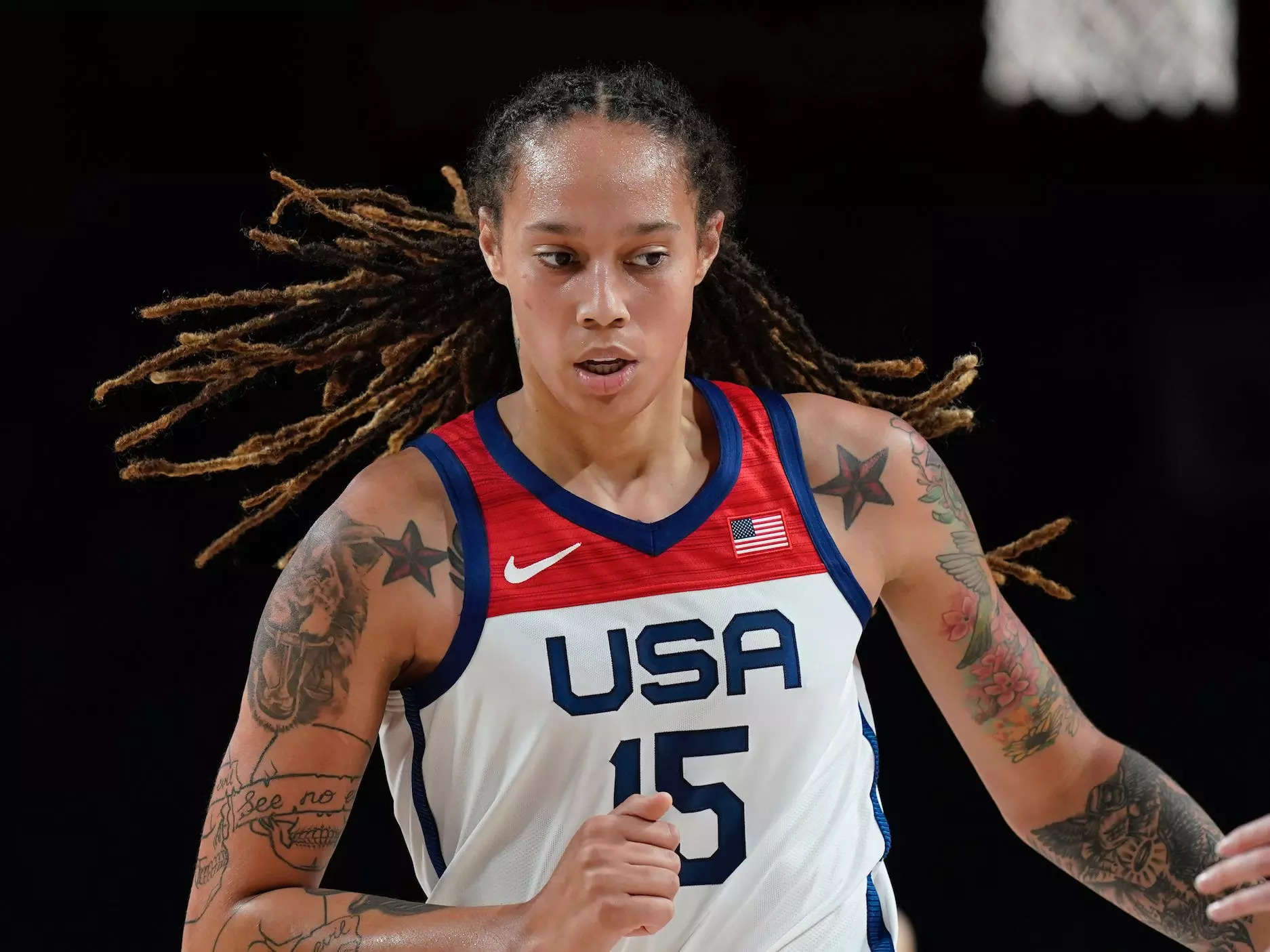Russia Extends The Detention Of Wnba Star Brittney Griner As She Keeps Her Head Down In Rare Court Appearance Business Insider India
