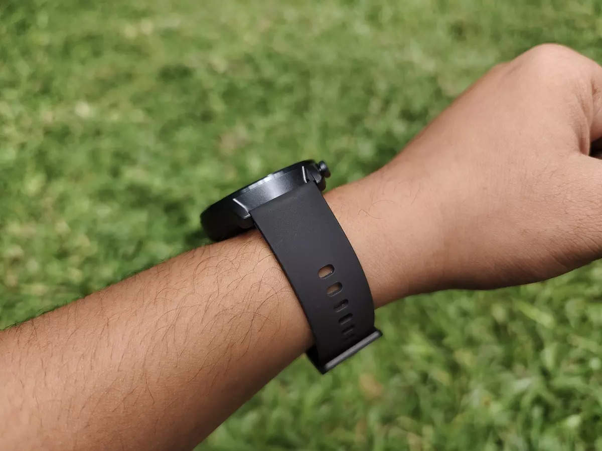 Realme TechLife Watch R100 review – decent performance with some room for improvement