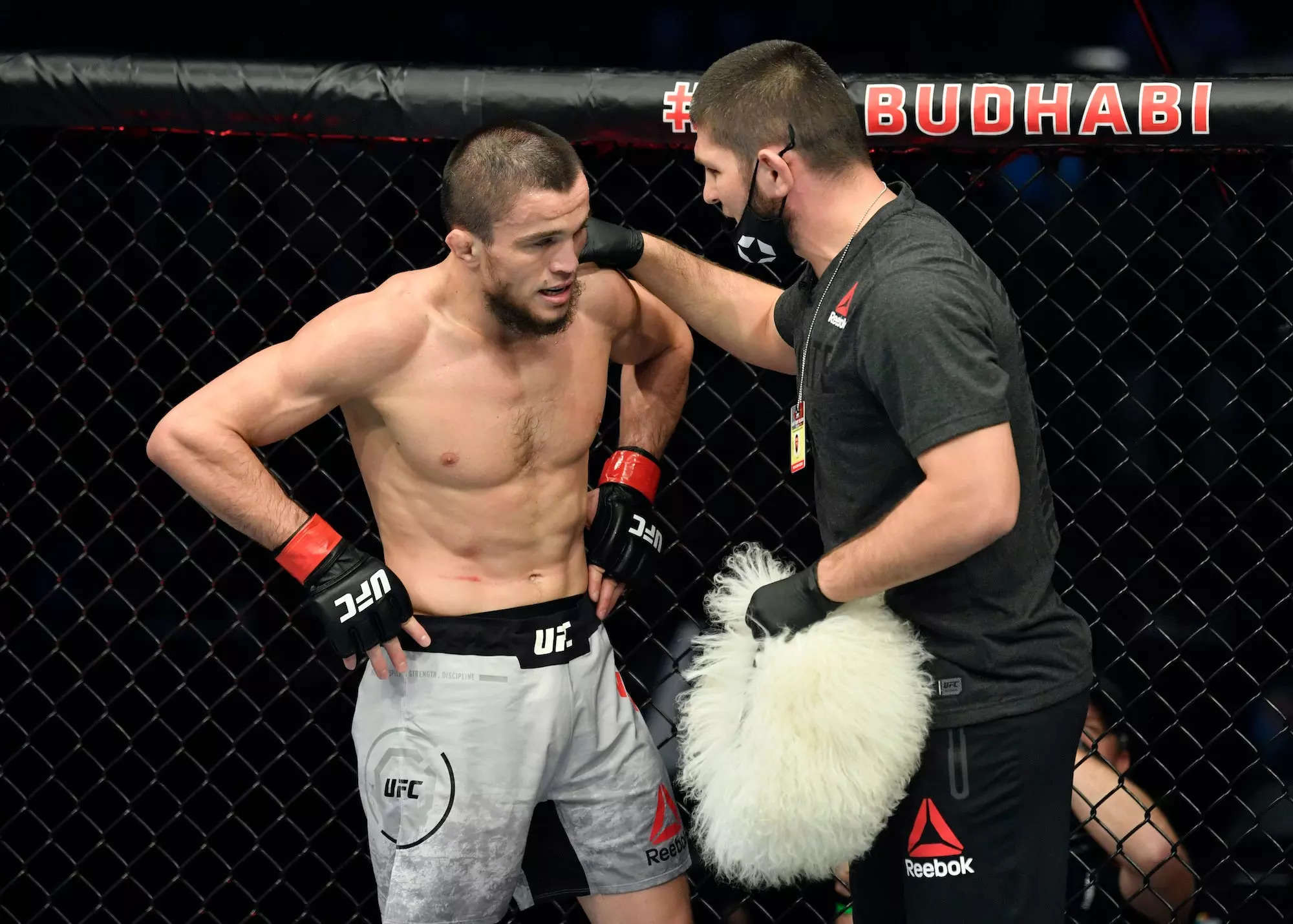 There's one scenario that could entice Khabib Nurmagomedov back to MMA, according to a UFC analyst