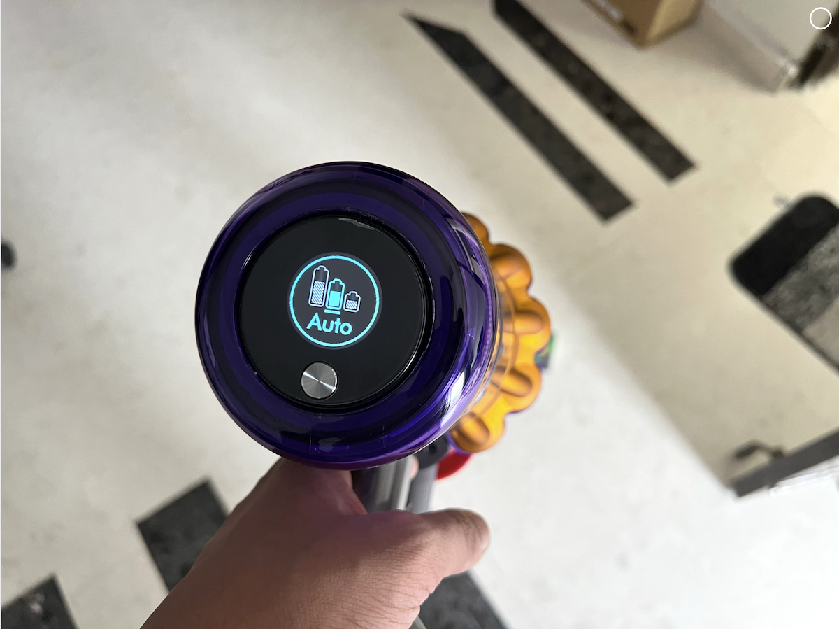 Dyson V15 Detect Absolute (HEPA) review: Less dust, more light 