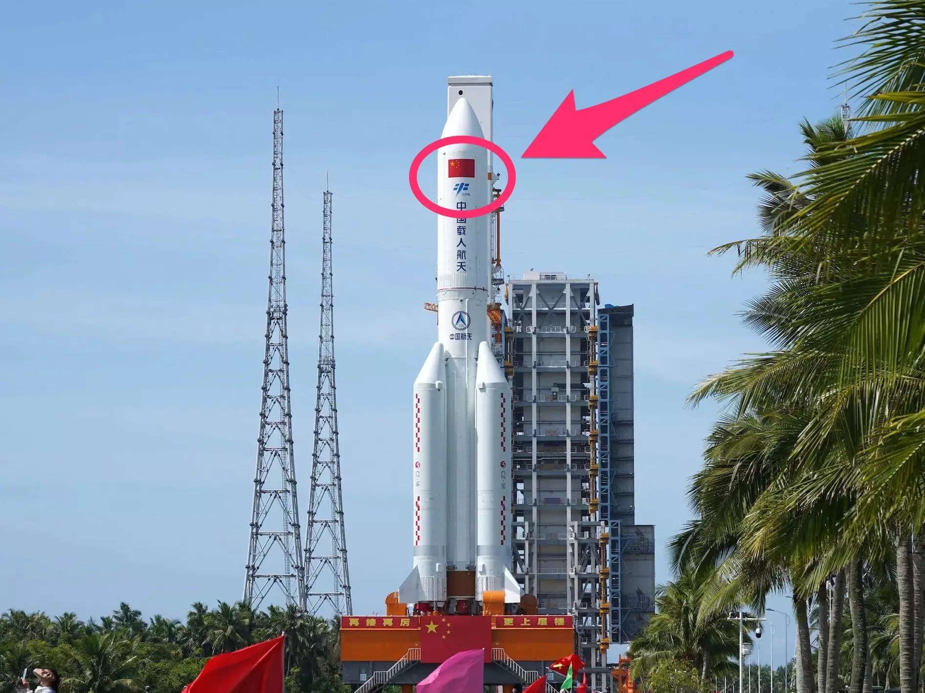 Puing-puing misterius di Malaysia, Indonesia dan Filipina kemungkinan merupakan bagian dari roket China yang jatuh, kata para ahli puing-puing luar angkasa