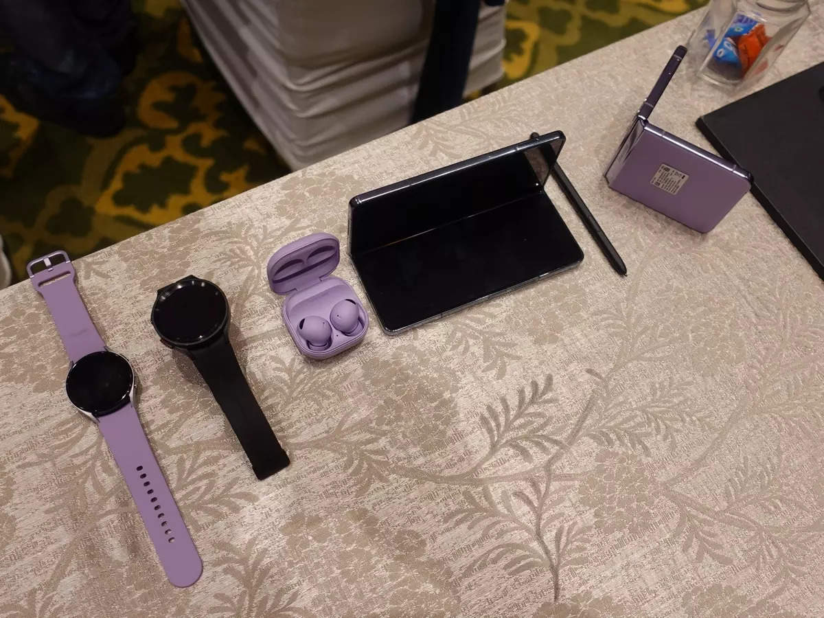 Samsung Galaxy Z Fold 4, Z Flip 4, Watch 5 series, and Buds 2 Pro