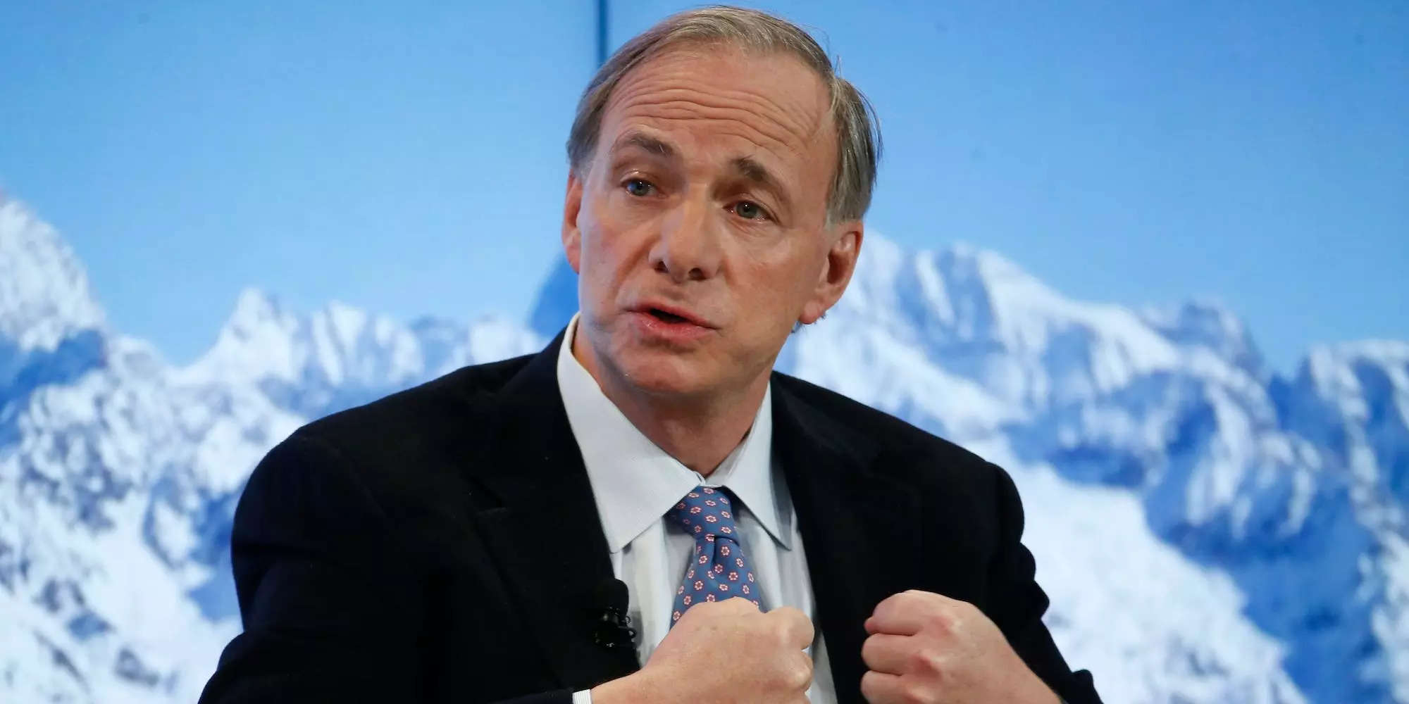 Billionaire investor Ray Dalio predicts the Fed will raise interest rates to at least 4.5% — and warns a Great Recession is likely