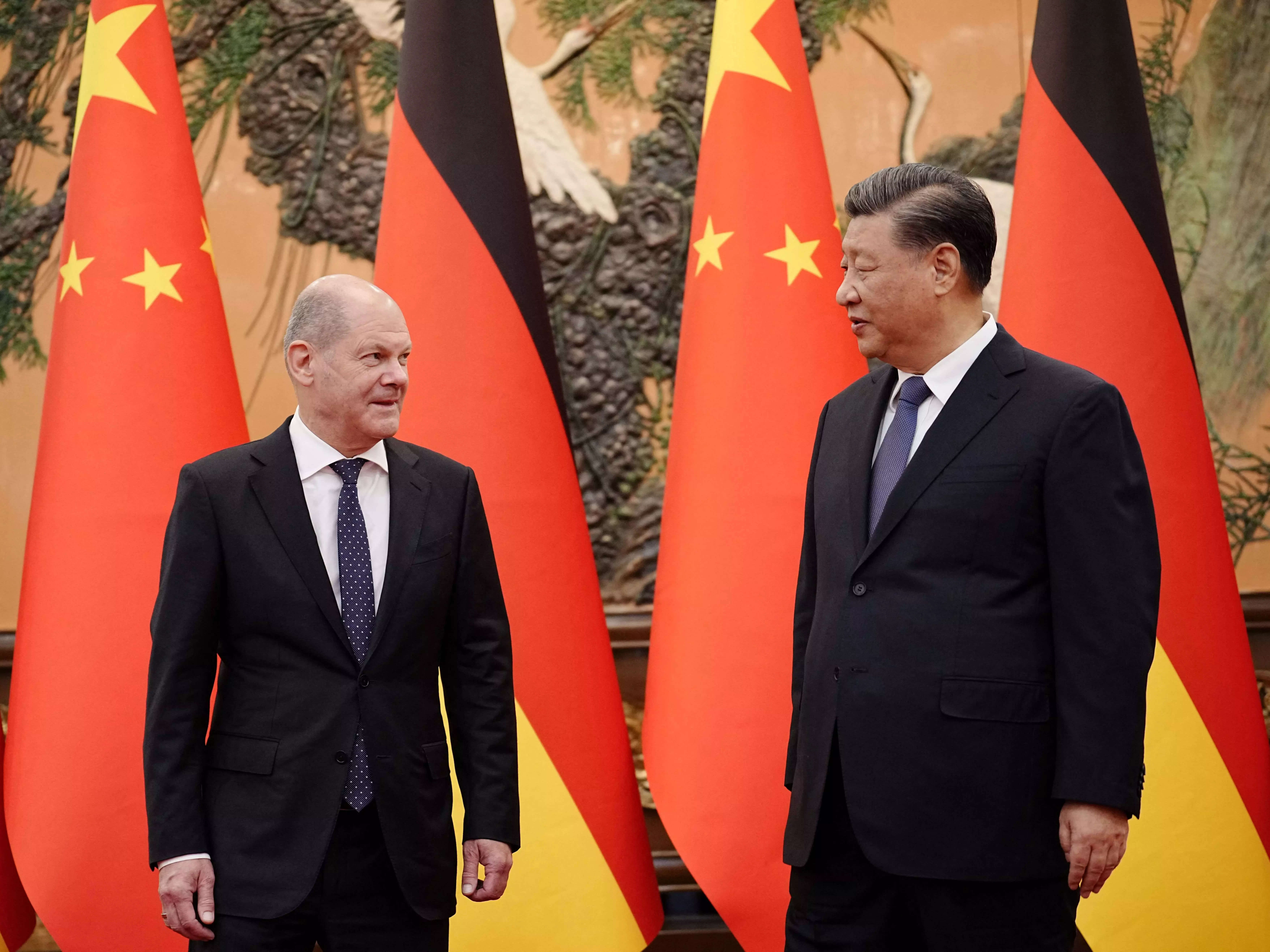 Германия, обожженная чрезмерной зависимостью от российского газа, теперь обещает покончить с зависимостью от торговли с Китаем.