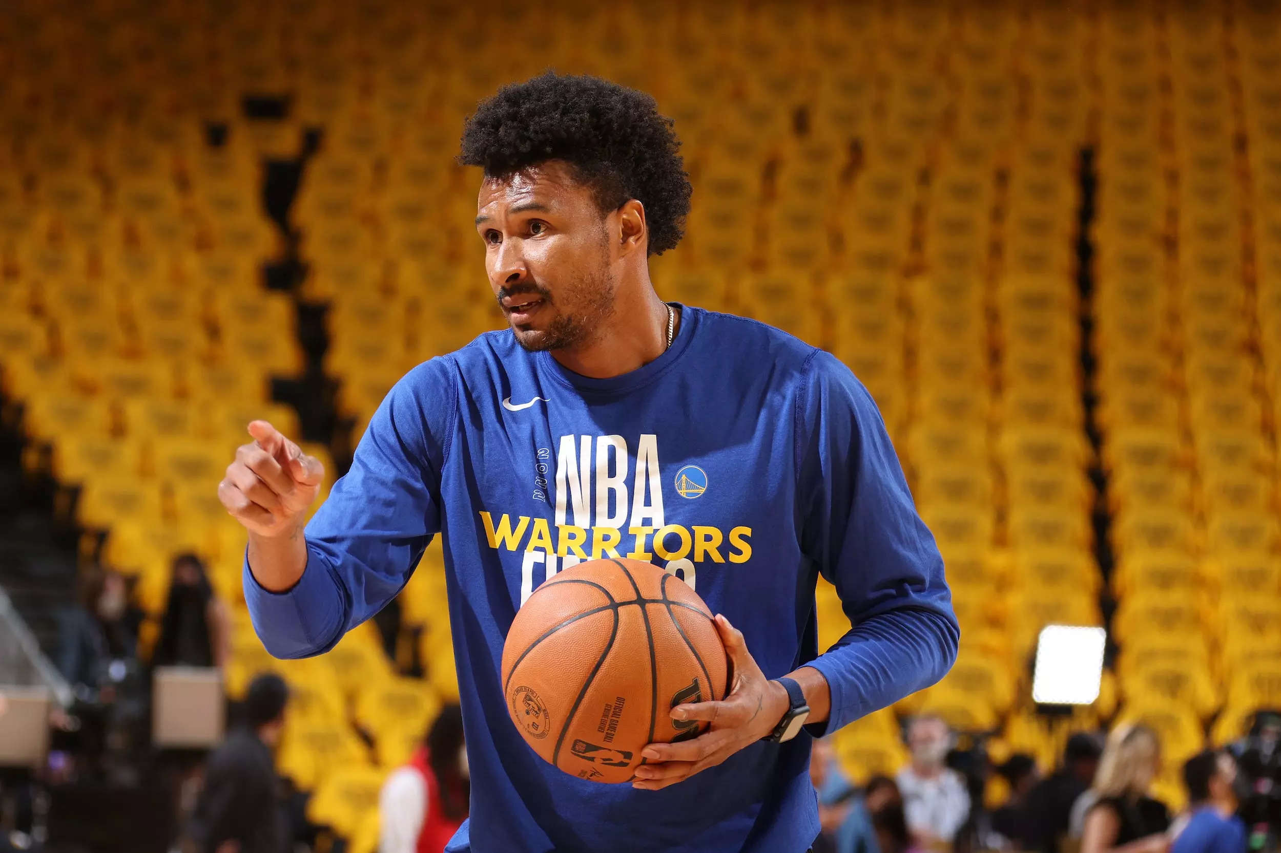 Barbosa, a two-time Warriors champion as a player and coach, has