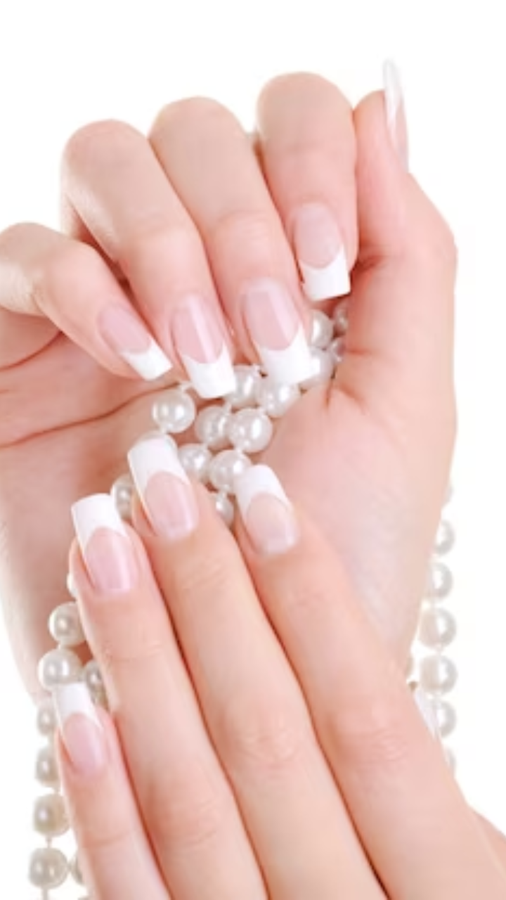 How to Strengthen Nails: 12 Tips