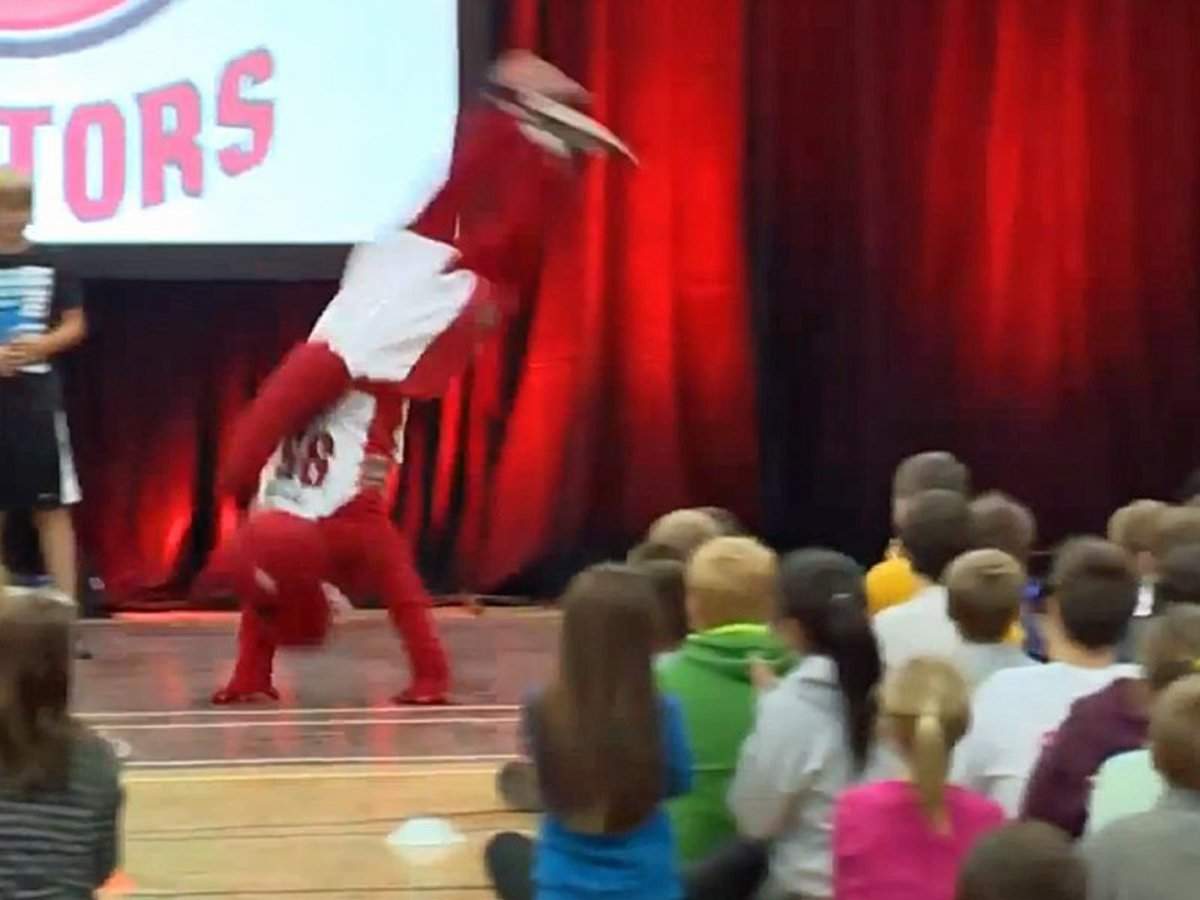Raptors mascot out for year with Achilles injury
