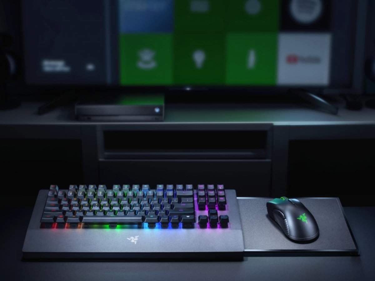 Razer Designed A 250 Wireless Keyboard And Mouse Combo For Xbox One And It S Perfect For Living Room Gaming Business Insider India - epic turret roblox