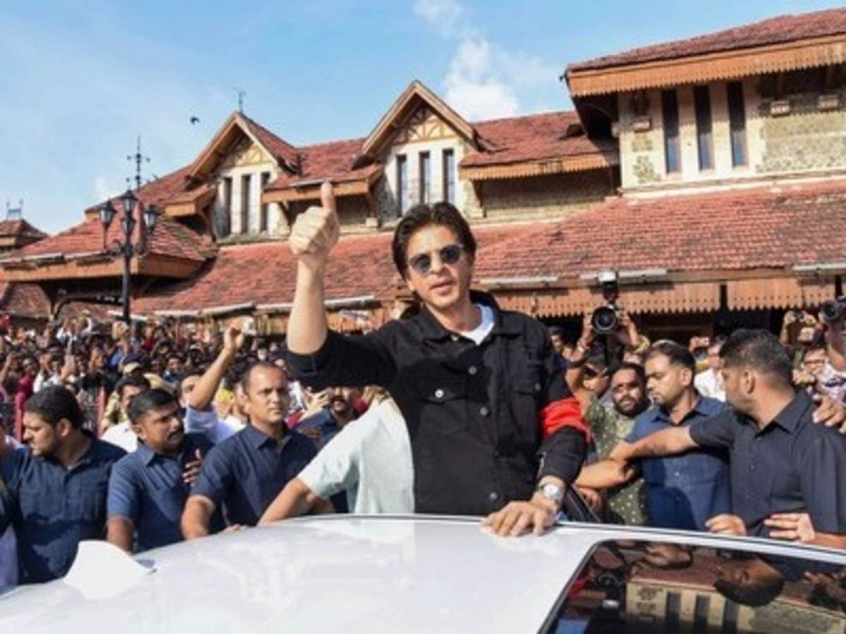 Shah Rukh Khan is Bollywood's witty Khan, here's why