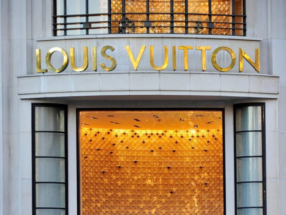 Louis Vuitton is opening a café and a restaurant
