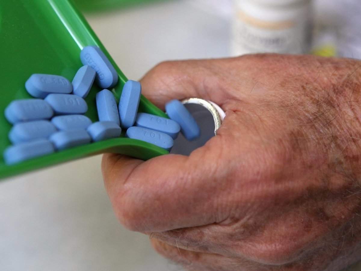 وسيط زواج عابر وسعت  A safer alternative to a once-daily HIV pill just got approved - here's  what you need to know about it | Business Insider India