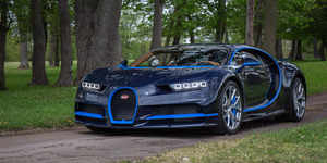 Review: Bugatti's Chiron supercar is $3M of 'Hold on!