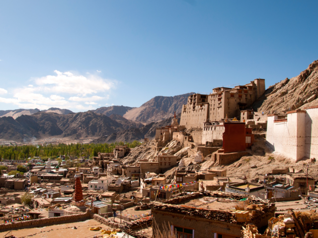 
10 Best tourist places to visit in Ladakh in 2024
