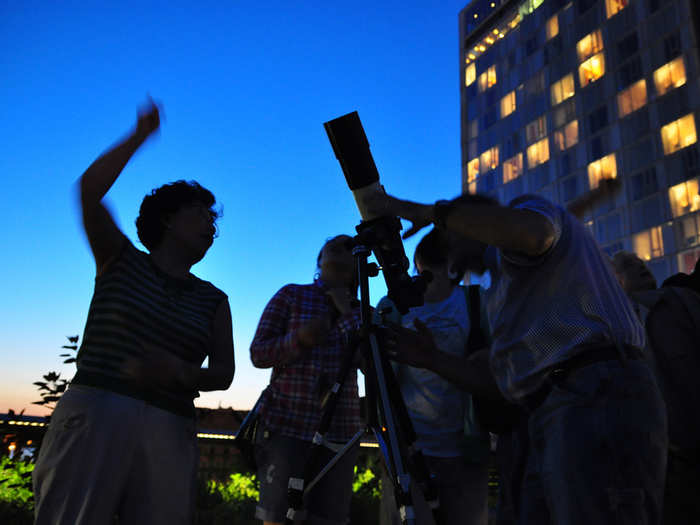 Stargaze on the High Line. The Amateur Astronomers Association hosts weekly sessions with high-powered telescopes.