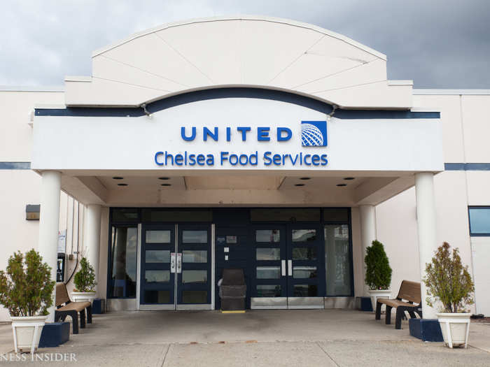 Welcome to United's Chelsea Food Services facility, where a team of 1,000 produces 33,000 meals per day.