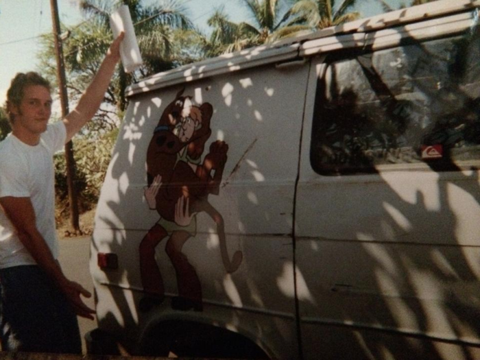 'Jurassic World' star Chris Pratt lived out of a van in Maui, Hawaii.