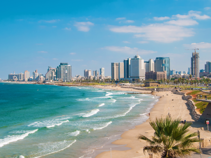 Villa Linear is located in the beachfront district of Herzliya Pituach, part of the Tel Aviv City district.