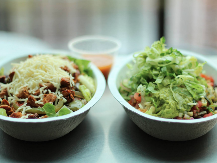 Chipotle — Chicken Burrito Bowl with brown rice & pinto beans, no cheese or sour cream — 500 calories