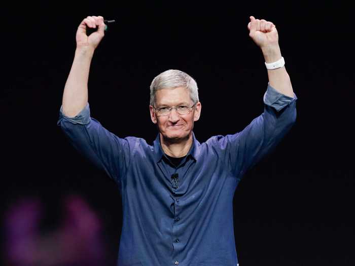Apple CEO Tim Cook reads most of his 700-plus emails