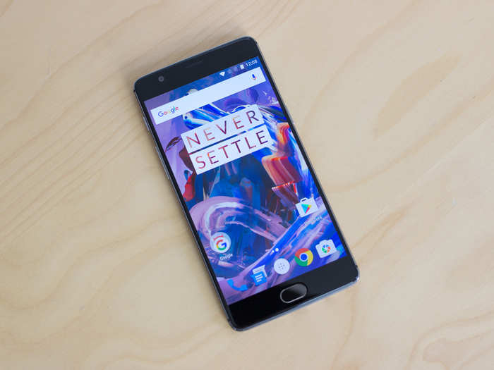 The is the OnePlus 3. It looks absolutely gorgeous.
