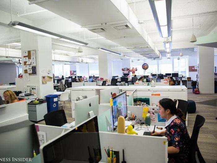 Birchbox moved to its NoMad (North of Madison Square Park) location in December 2012. Its 130 employees work in a casual, open-plan office.