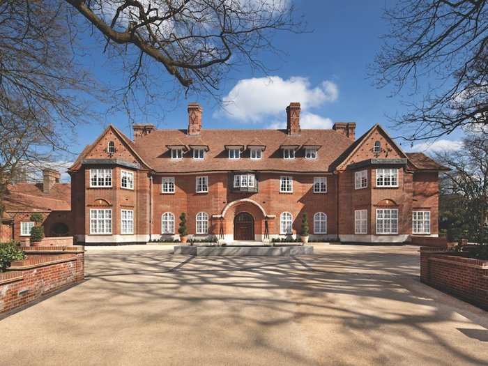 This is Heath Hall, the 15-bedroom mansion in north London Justin Bieber is reportedly renting for £108,000 per month.