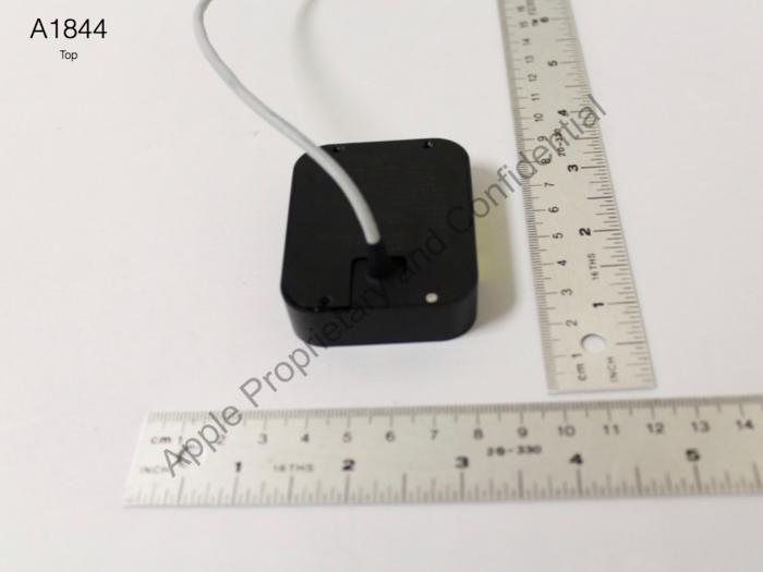 Apple's mystery 'wireless device' has been revealed in FCC photos