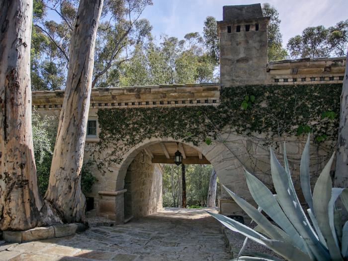 DeGeneres and de Rossi bought the estate for $26.5 million in 2012. It was designed by architect Wallace Frost in the 1930s, and its classical style is still intact.