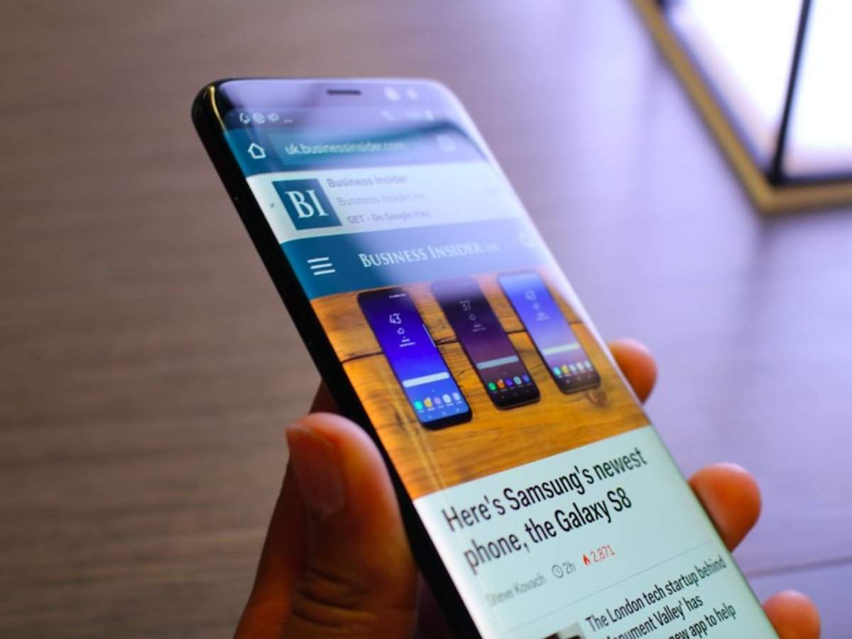 Here S Why I Won T Be Upgrading To The Samsung Galaxy S8 Business Insider India - snowball galaxy roblox