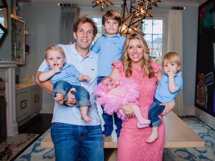 Inside the marriage of billionaire Spanx founder Sara Blakely and  entrepreneur Jesse Itzler, who met at a poker game and slow dance to make  up after fights