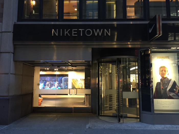 We the flagship stores Nike and Adidas in New York - and the winner obvious | BusinessInsider India