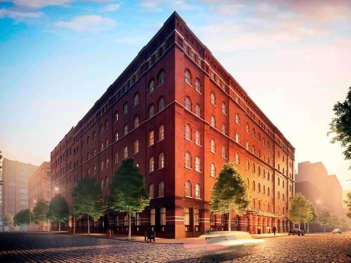 Welcome to 443 Greenwich Street, an ultra-luxury development in Manhattan's swanky Tribeca neighborhood.