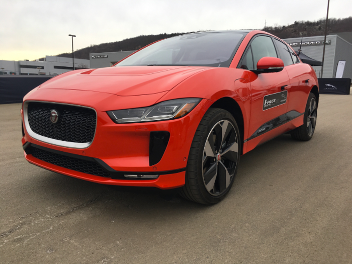 Earlier this year, we had the chance to drive the I-PACE at Jaguar Land Rover's North American headquarters in Mahwah, New Jersey. However, it was just for a few minutes and around a track in their parking lot.