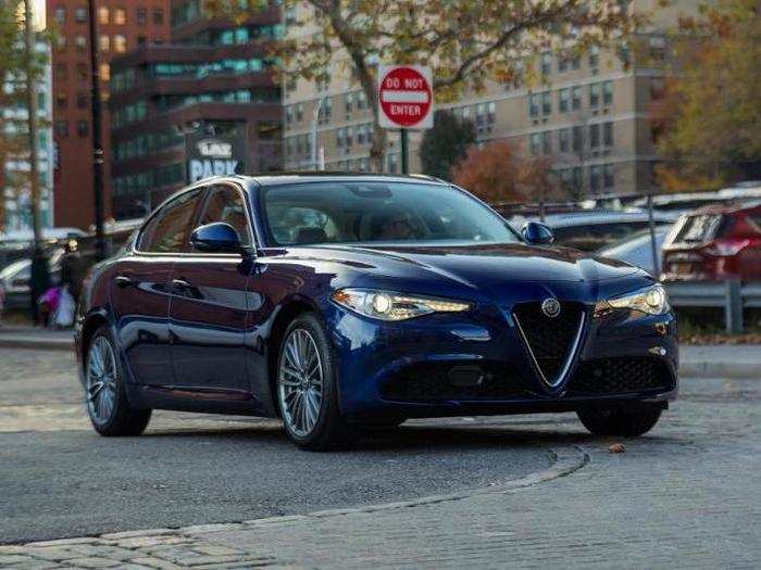 The 2018 Alfa Romeo Giulia T Lusso is just a darn pretty set of wheels. The prettiest of sport sedans, if you ask me. As with FCA stablemate Maserati, the Alfa simply oozes style.