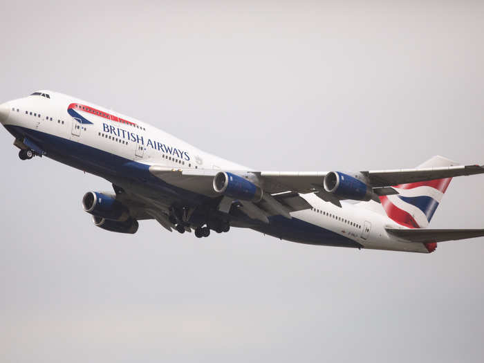 21. British Airways — 380,000