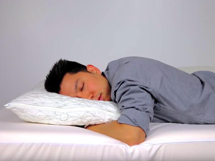 How to Fluff a Pillow - Amerisleep