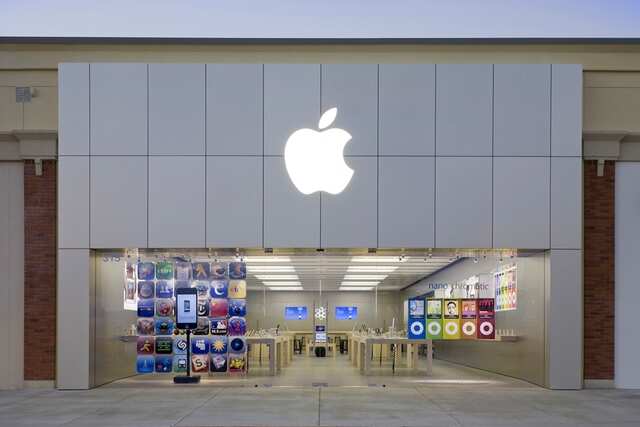 The Promenade Shops at Briargate - Apple Store - Apple