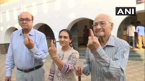A 92-year-old voter DN Sanghani urged people to vote cast their vote
