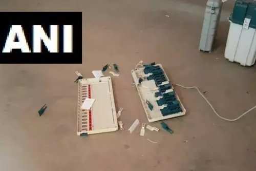 EVM machine vandalised at polling booth in Chhapra: ANI