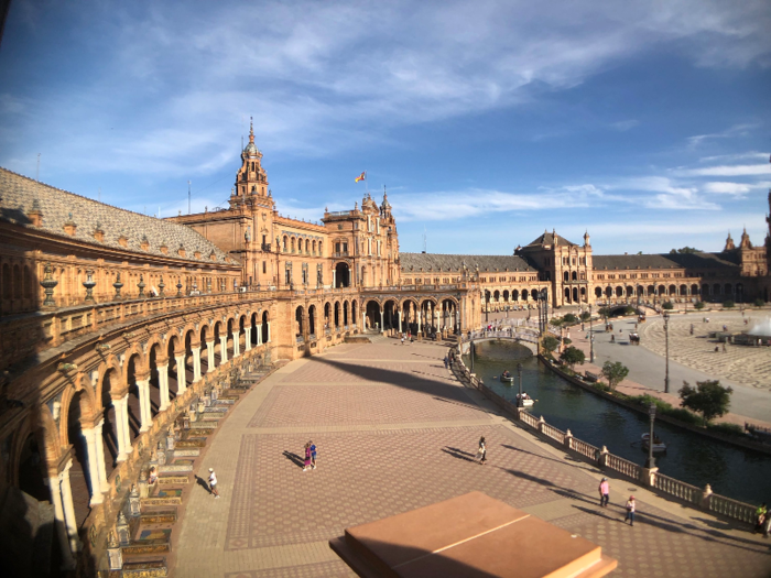 Here's the Plaza de España in Seville, captured with the Revolver wide-angle lens.